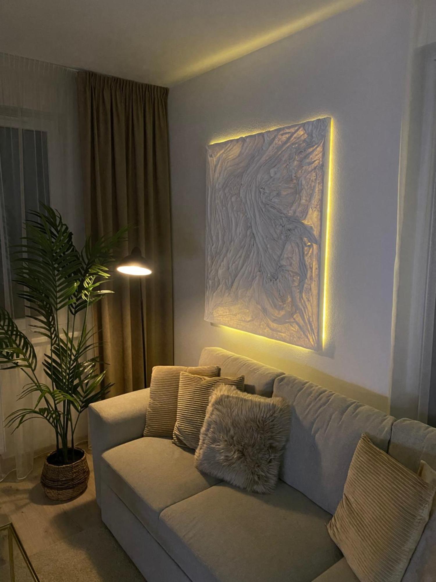 The Elite Suite II Downtown Ac & Garage Parking บราติสลาวา ภายนอก รูปภาพ